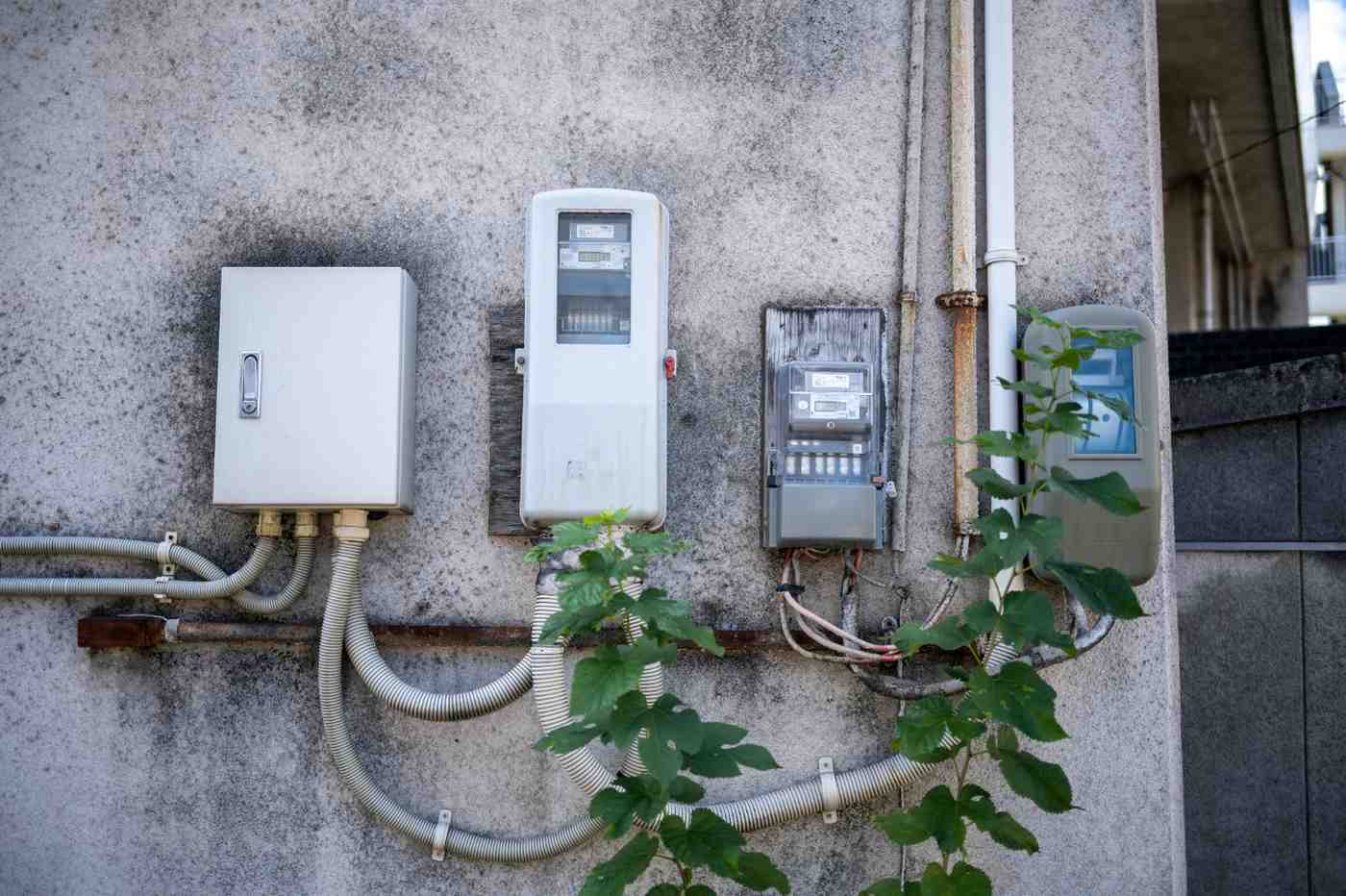 Powering Business Beyond the Meter